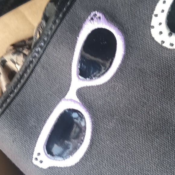 Lulu Guinness Black handbag with shades - Picture 15 of 16